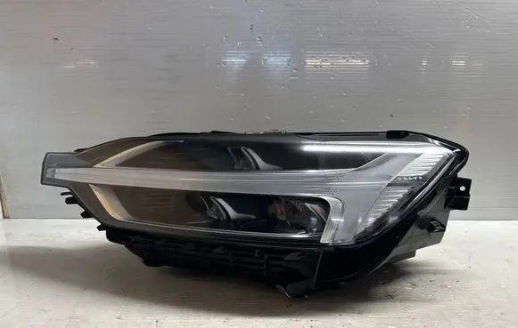 Volvo XC60 Headlight/headlamp 31420417