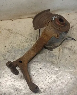 Audi A6 S6 C5 4B Front wheel hub
