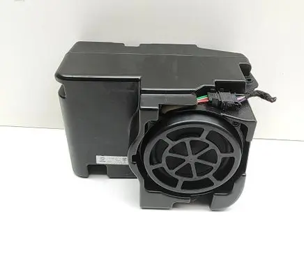Audi Q4 e-tron Subwoofer speaker 11A035621B