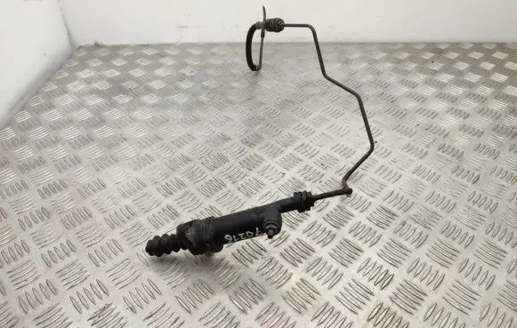 Mini Paceman (R61) Clutch master cylinder 6798372