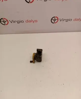 Headlight/headlamp level sensor