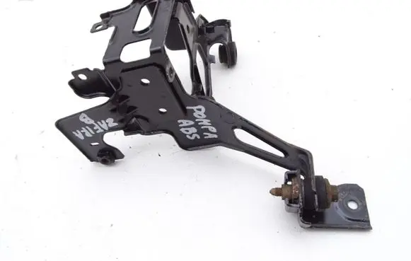 Opel Zafira B ABS pump bracket 13190873