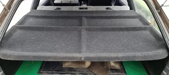 Volkswagen PASSAT B2 Parcel shelf