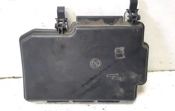 Mercedes-Benz ML W166 Fuse box cover A1665400182