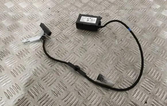 Mitsubishi Outlander Keyless (KESSY) go control unit/module 8637B815