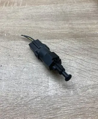 Opel Astra H Brake pedal sensor switch
