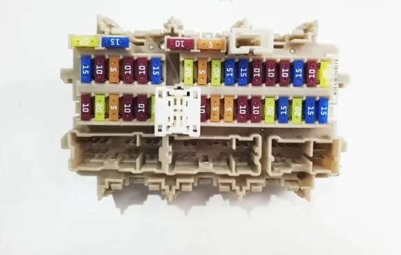 Nissan Qashqai Fuse box set
