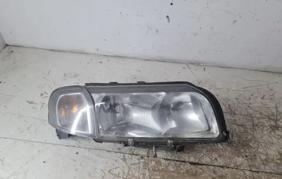 Volvo S80 Headlight/headlamp