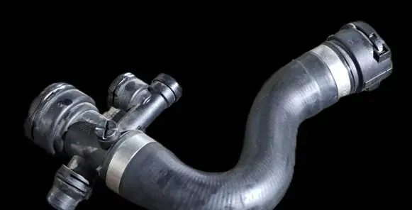 BMW X3 E83 Engine coolant pipe/hose 17123415433