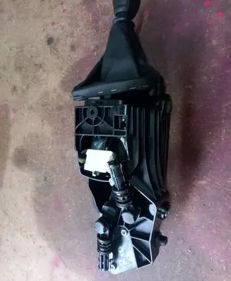 Volkswagen Crafter Gear selector 2N0711061