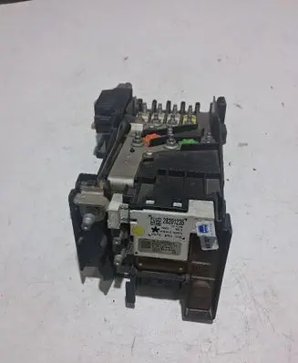 Citroen C4 Grand Picasso Battery control module 28201235