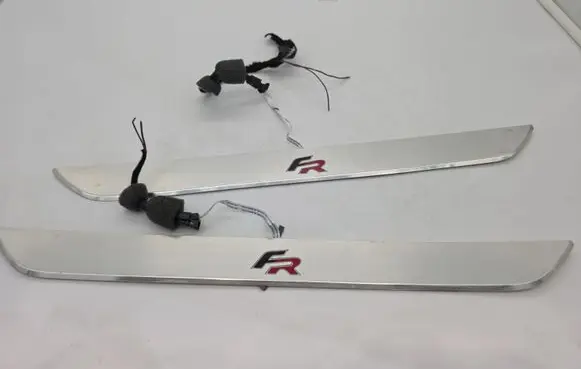 Seat Leon (5F) Trim molding 5F4947417A 23052019 CD26405