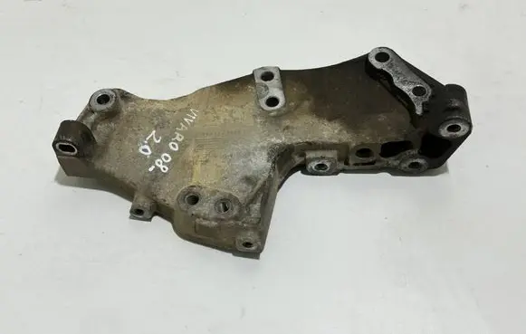 Opel Vivaro Engine mounting bracket 8200741758