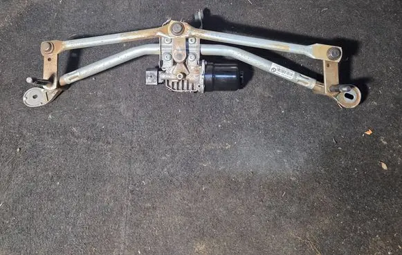 BMW X7 G07 Front wiper linkage 7947491 8739978