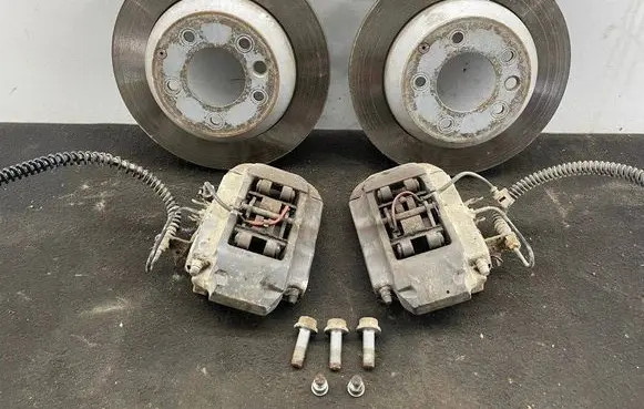 Audi Q7 4L Brake discs and calipers set 7L8615601C 7L6615423L 7L6615424L