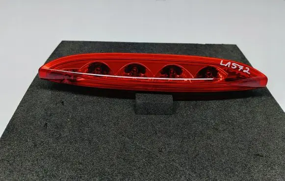 Peugeot 208 Third/center stoplight 9674309080