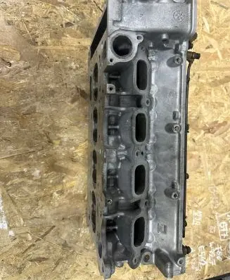 BMW 3 E92 E93 Engine head 7559168