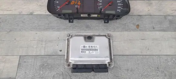 Volkswagen Golf IV Engine ECU kit and lock set 038906019AT
