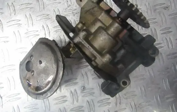 Peugeot 406 Oil pump 9431292021 7941103100