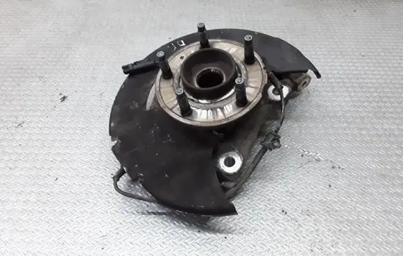 Chevrolet Orlando Front wheel hub spindle knuckle