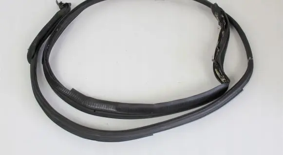 BMW 3 E21 Rubber seal tailgate window/glass 