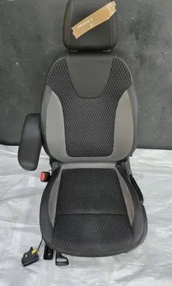 Opel Crossland X Front driver seat 