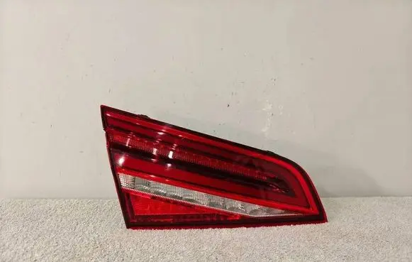 Audi A3 S3 8V Tailgate rear/tail lights 