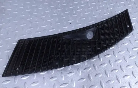 Wiper trim