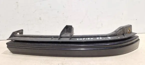 Opel Zafira B Under headlight/headlamp trim 90580652