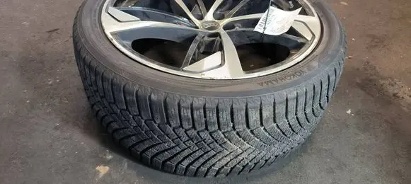 Audi Q7 4M R22 alloy rim 4M0601025CN