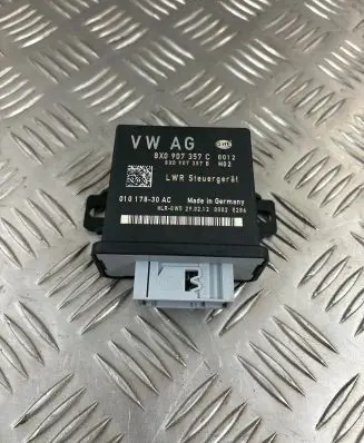 Audi Q7 4L Light module LCM 8X0907357C 8X0907357B