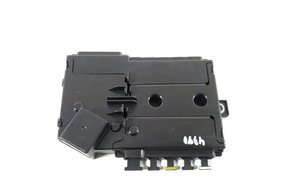 Mercedes-Benz EQC Other relay A2135406200
