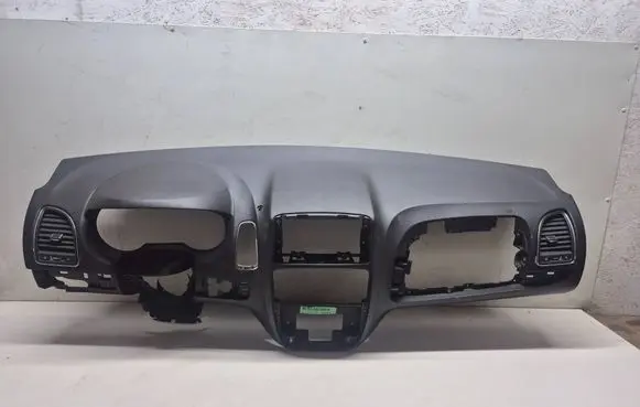 Chrysler Town u0026 Country V Dashboard L0201240