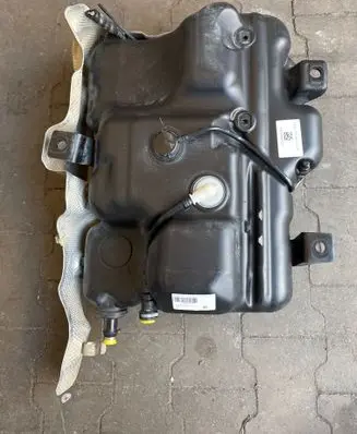 Renault Master III AdBlue liquid reservoir 172A28000R 208993933R 0444040014