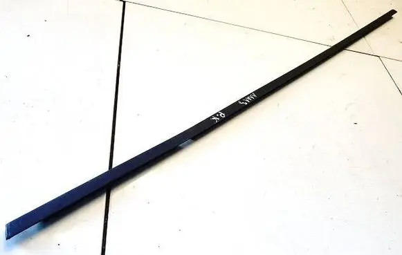 Peugeot 508 Front door glass trim molding 