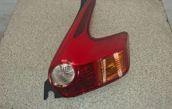 Nissan Juke I F15 Rear/tail lights