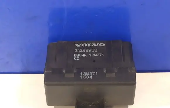 Volvo S60 Seat heating relay 31268908