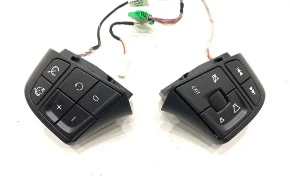 Volvo V40 Steering wheel buttons/switches 31334457