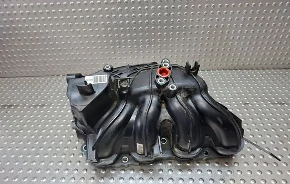 Hyundai i30 Intake manifold S27730403 2B760