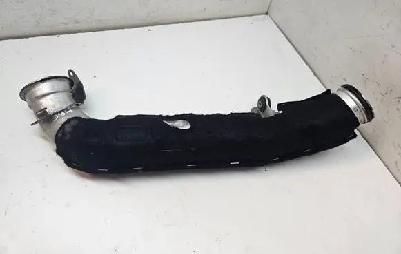 Intercooler hose/pipe