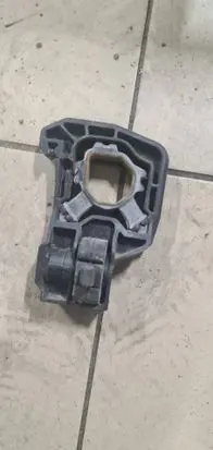 BMW 5 F10 F11 Radiator mount bracket 7575247