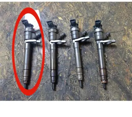 Renault Scenic III - Grand scenic III Fuel injector 0445110414