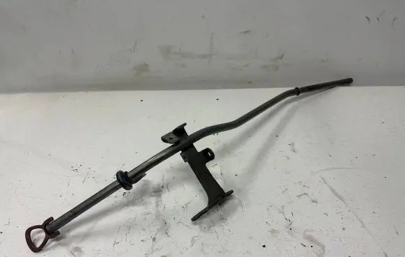 Oil level dip stick