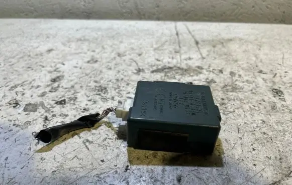 Toyota Land Cruiser (J120) Door central lock control unit/module 8974160340 E1020096 2513000531