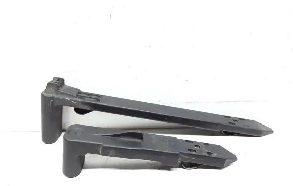 Volvo XC60 Headlight/headlamp mounting bracket 30763155 30763154