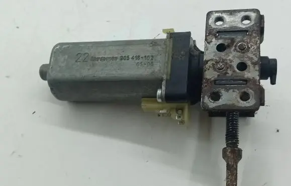 Porsche Cayenne (9PA) Seat adjustment motor 0390203219 905616102