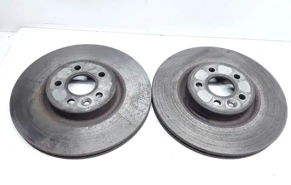 Volvo V70 Front brake disc