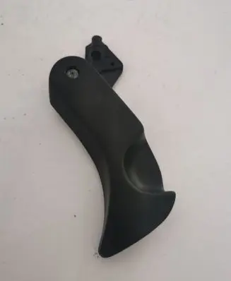 BMW 5 E39 Engine bonnet (hood) release handle 8226621