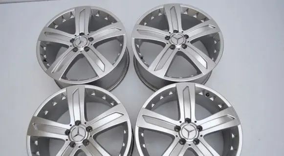 Mercedes-Benz ML W164 R19 alloy rim 