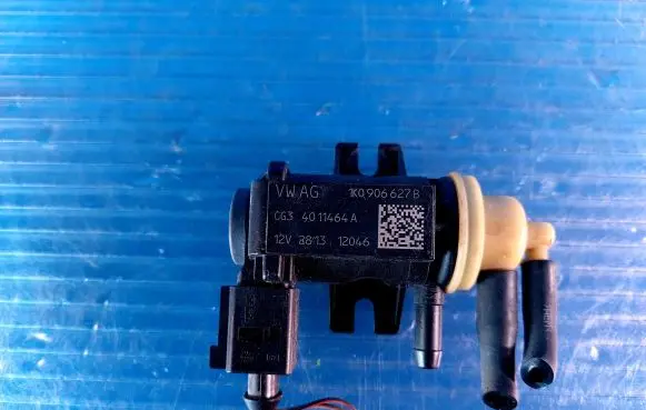 Skoda Octavia Mk3 (5E) Turbo solenoid valve 1K0906627B 40111464A